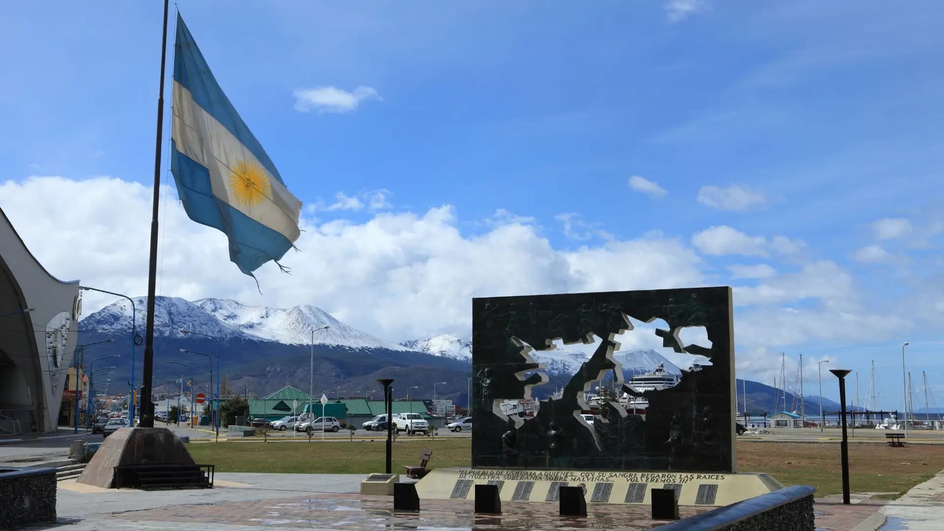 Ushuaia con Parque Nacional - Imagen 3